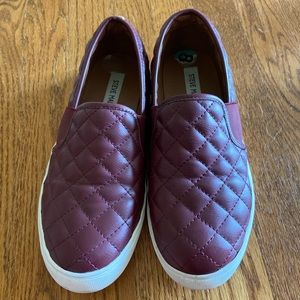 Women’s Steve Madden slip ons